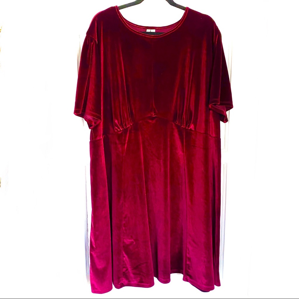 ASOS Curve Red Velvet Stretchy Short Sleeved Dress Plus Size US 24/UK 28
